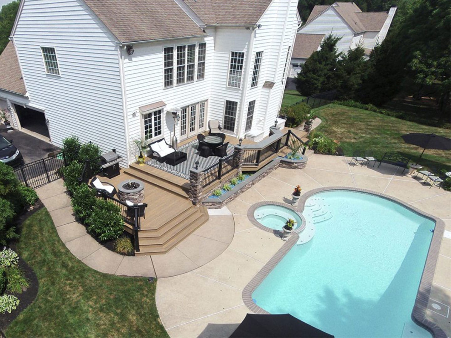 Pool Deck Ideas Decking, Backyard Designs With Inground Pools