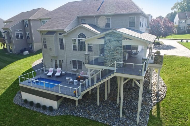Barnwood Porch / Ashwood TimberTech Deck – Avondale, PA