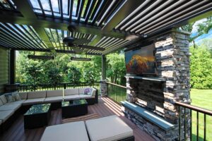 Puchtler-fiberon-deck-and-Arcadia-pergola-with-TV-and-fire-feature