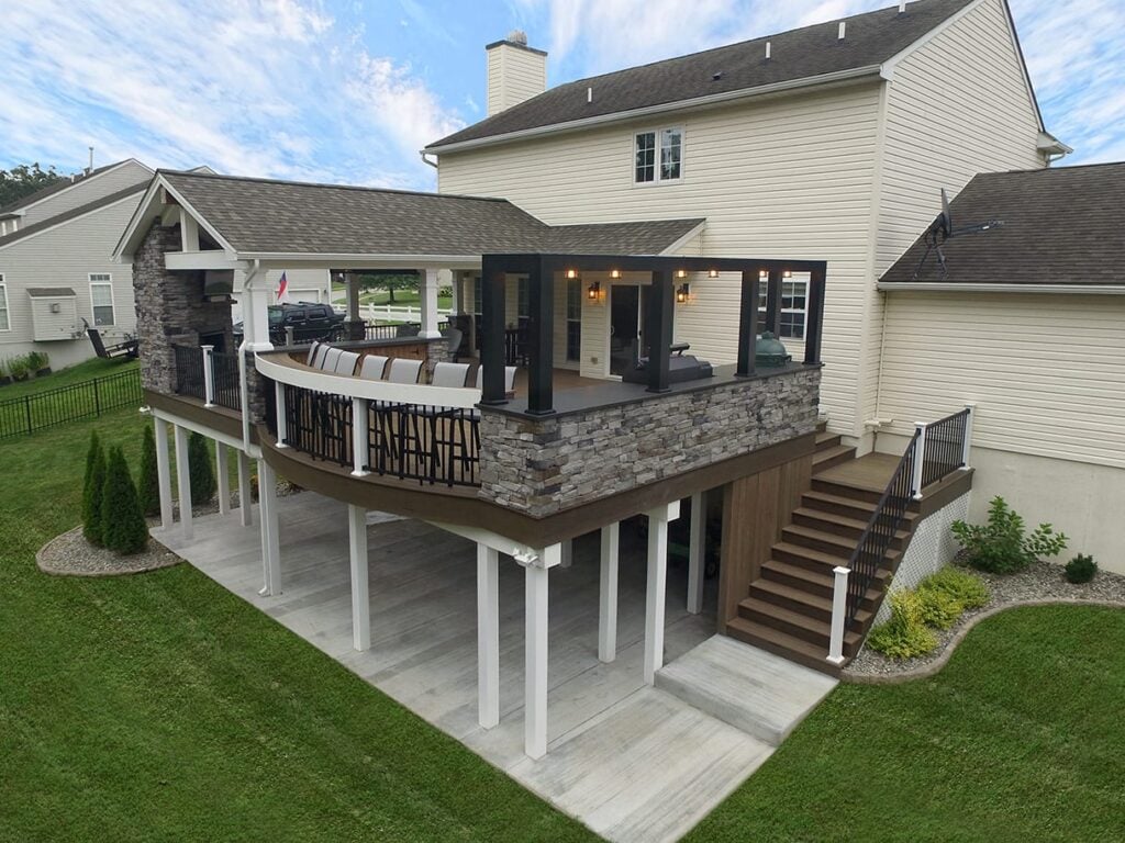 Zook-timbertech-pecan-deck-and-porch-over-patio
