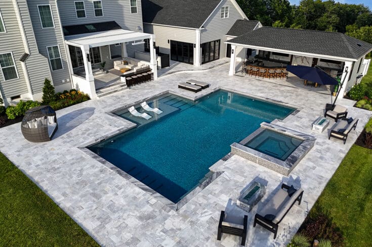 Covered Outdoor Kitchen and Lounge Spaces with Pergola – Ivyland, PA