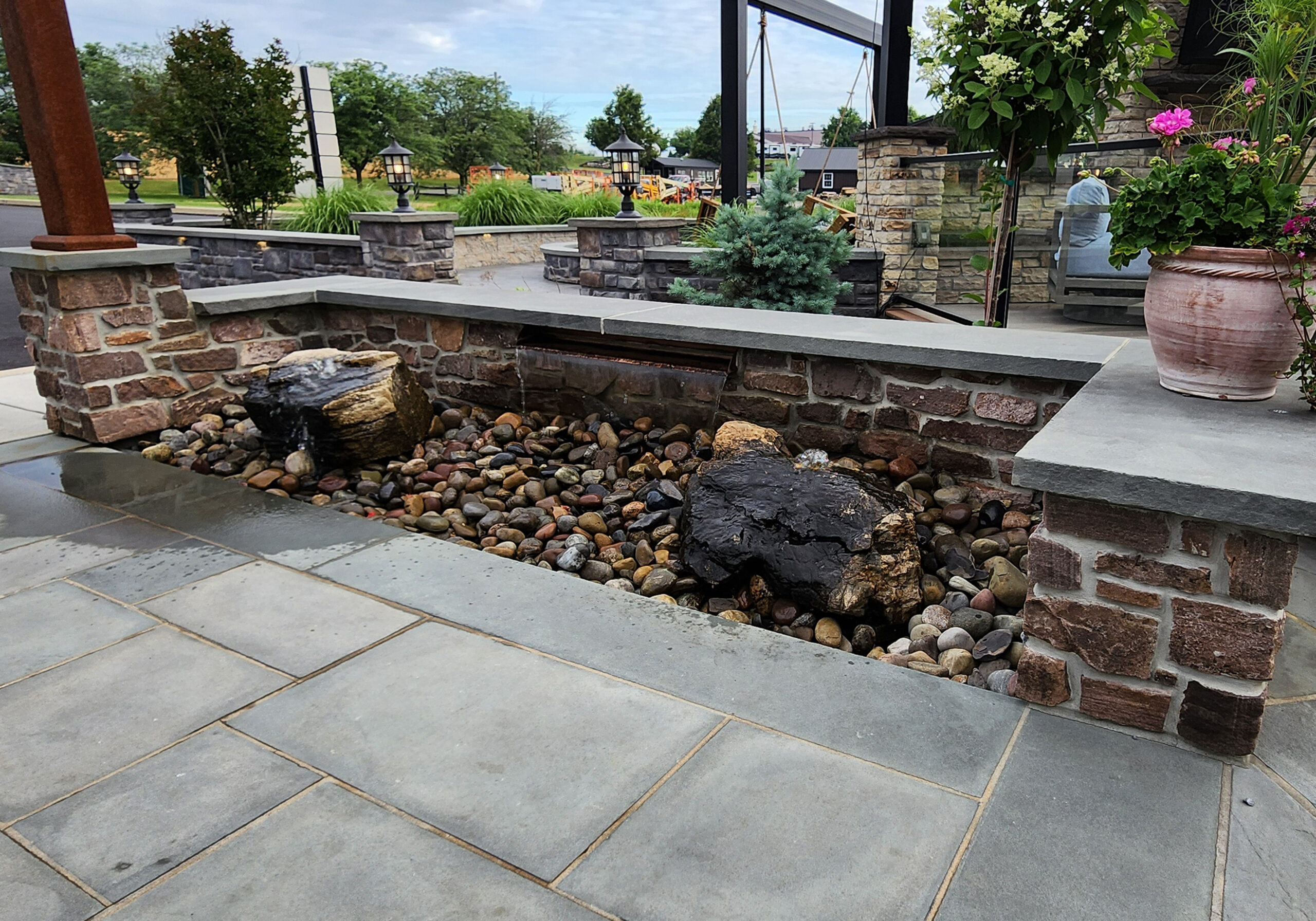 02 Outdoor Entrance (3)