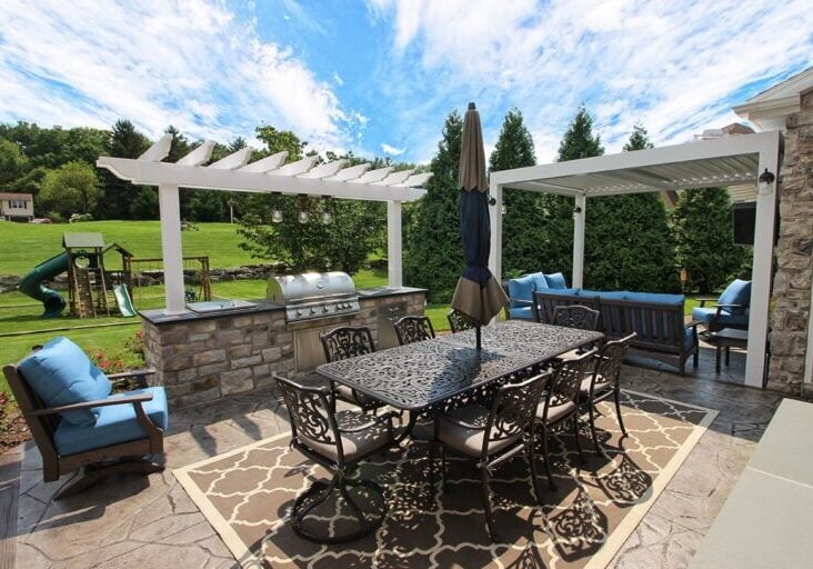 Morgan – Stamped concrete patio with outdoor kitchen and pergola