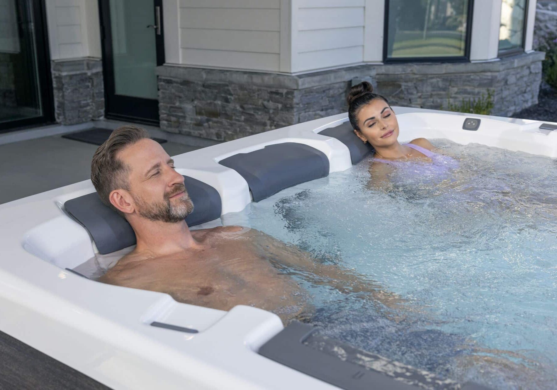 a-series-spas-hot-tubs3 couple relaxing in a hot tub