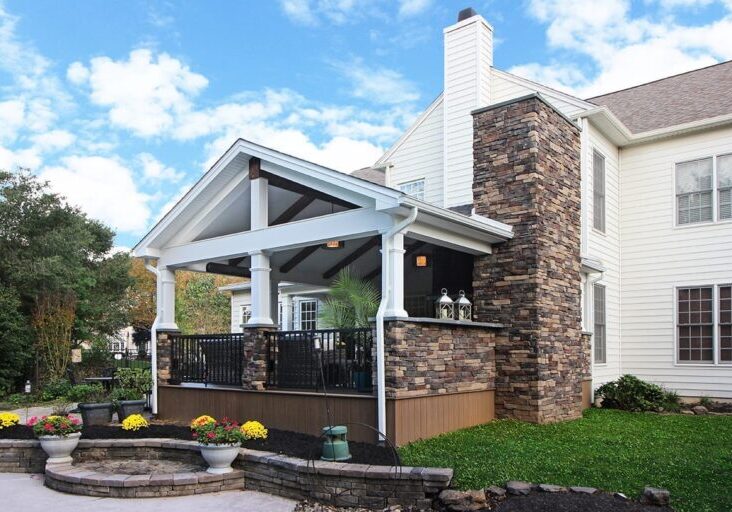 Custom Mocha TimberTech Barnwood Porch Garnet Valley, PA